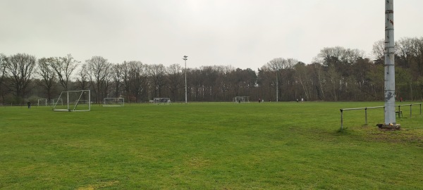 Sportanlage Auf der Heide B-Platz - Isernhagen-Hohenhorster Bauernschaft