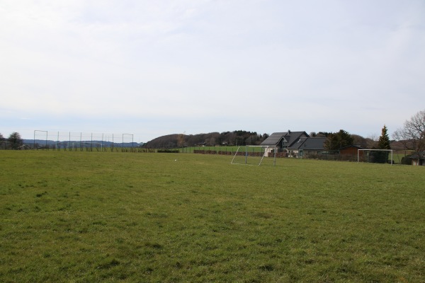 Sportplatz Hersdorf - Hersdorf-Niederhersdorf