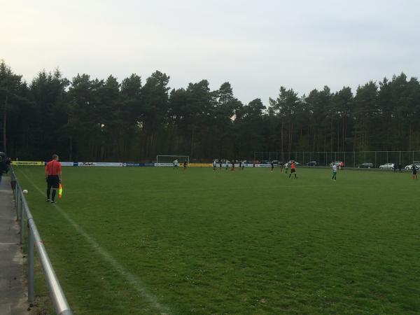 Sportplatz Lauingen - Königslutter/Elm-Lauingen