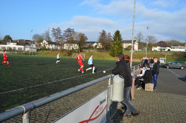 Sportplatz Weißdornweg - Siegburg-Kaldauen
