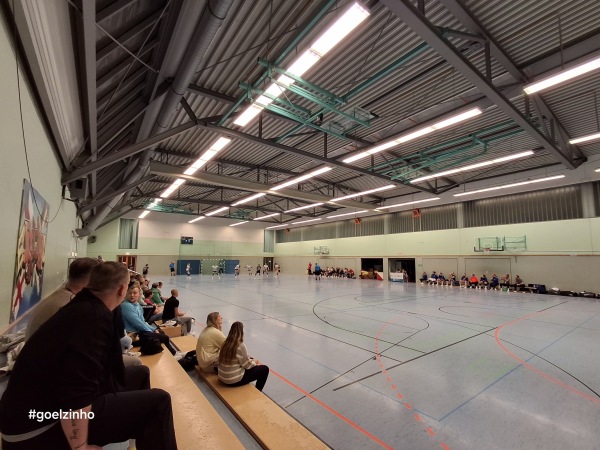 Sporthalle Brüder-Grimm-Schule - Gießen-Klein-Linden