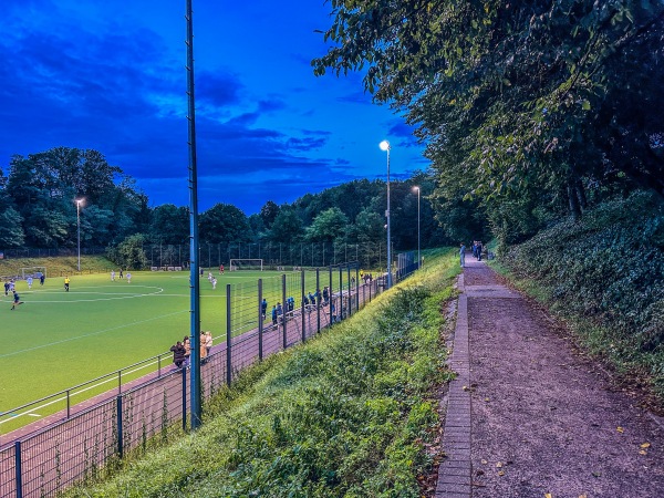 Naturstadion am Finkenkamp - Mülheim/Ruhr-Heimaterde
