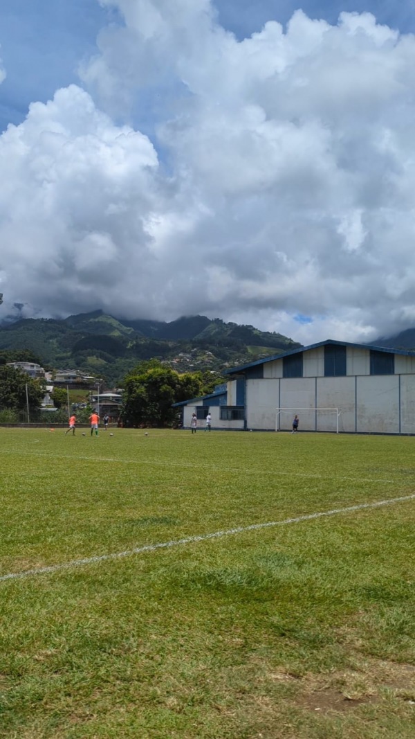 Complexe Sportif de l'AS JT - Pīraʻe