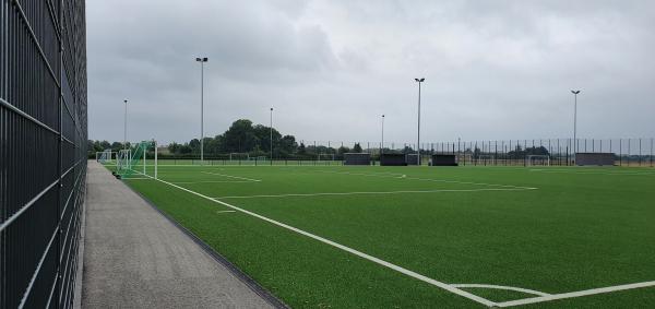 Bezirkssportanlage Sportpark Freiham Platz 5 - München-Freiham