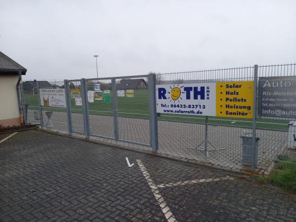 Sportstadion Königstein Nebenplatz - Gückingen