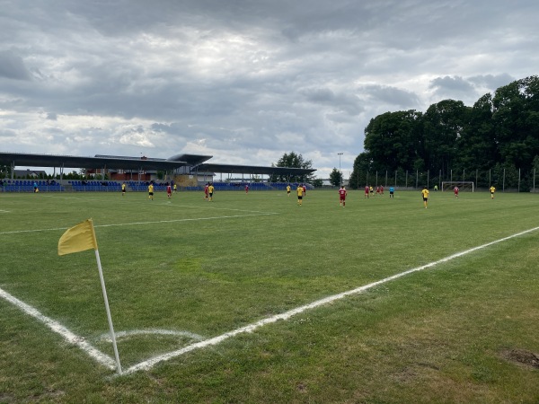 Gminny Stadion Sportowy - Potworów