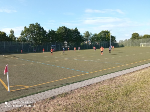 Leo-Graß-Sportzentrum Platz 2 - Obertraubling