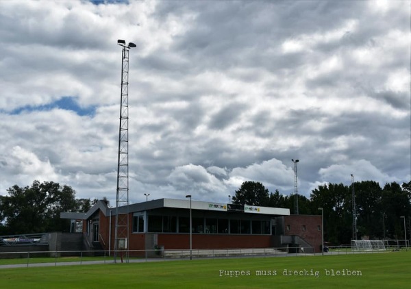 Dommelstadion Terrein 2 - Peer-Linde