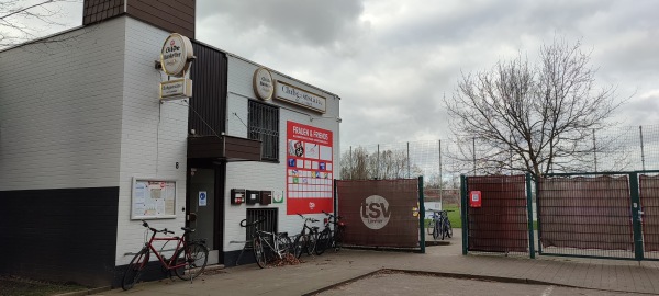 Bezirkssportanlage am Limmerbrunnen C-Platz  - Hannover-Limmer