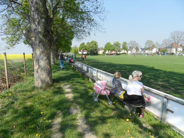 Sportplatz Albersdorfer Straße - Leipzig-Knautkleeberg