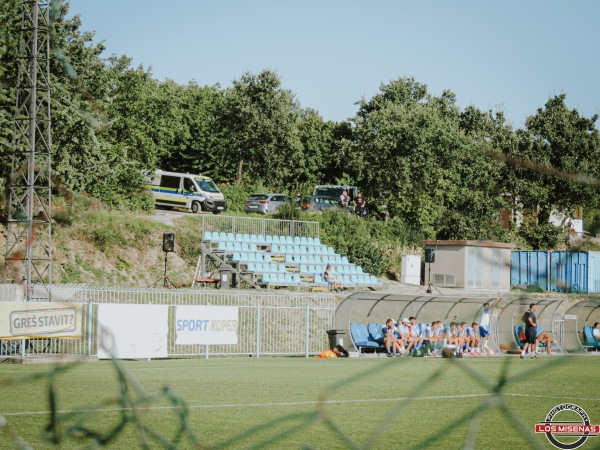 Igrišče Ivan Gregorič - Dekani