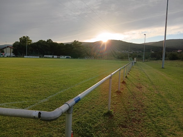 Stadion Hildebrandseck - Neustadt/Weinstraße-Königsbach