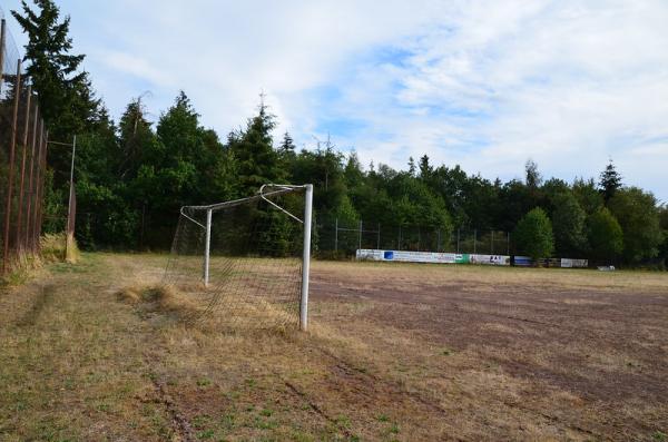 Sportplatz Krälingen - Berg bei Ahrweiler-Ober-Krälingen