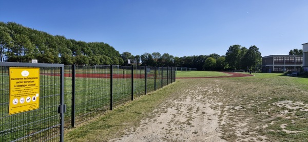 Inselschulsportplatz - Burg/Fehmarn