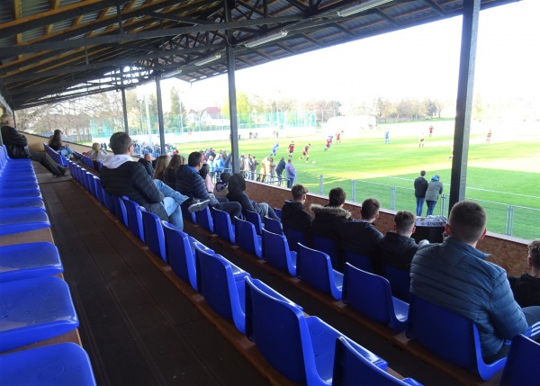 Malomkerti Sportpálya - Csepreg