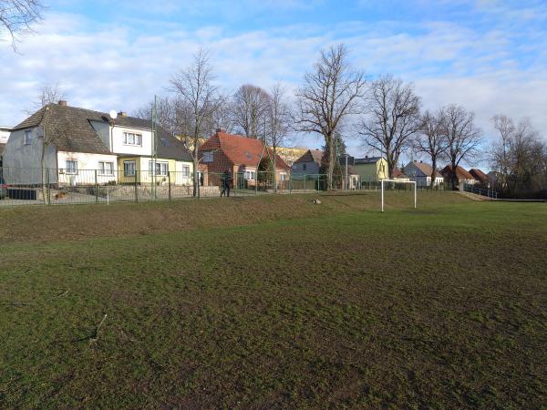 MSV-Sportplatz - Dorf Mecklenburg