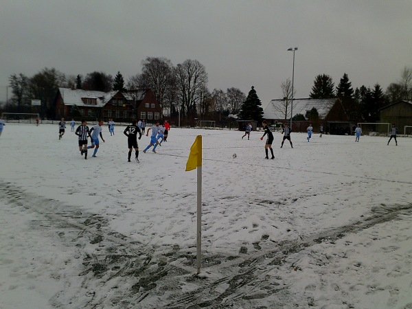 Sportplatz Krummesser Landstraße - Lübeck-Kronsforde