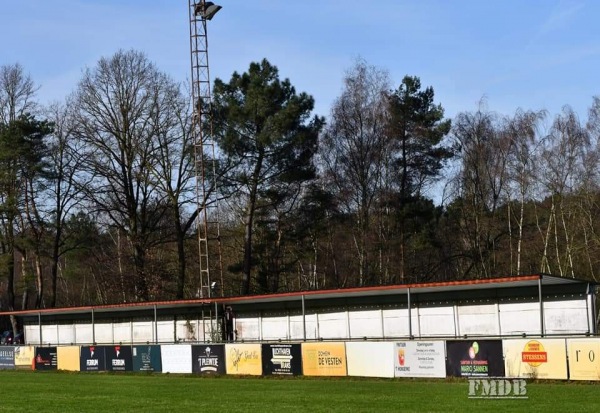 Frans Kerckhofs Stadion - Geel-Winkelomheide