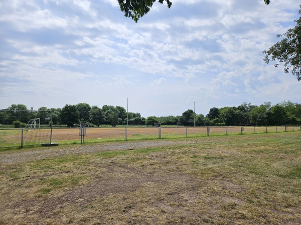 Bezirkssportanlage Randstraße Platz 2 - Krefeld
