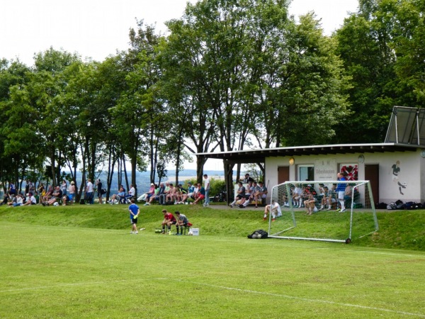 Sportplatz An den Kreuzen - Boppard-Udenhausen