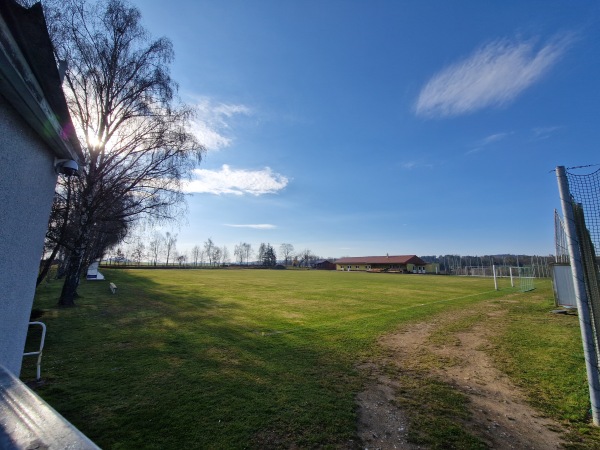 Fotbalové hřiště Střelské Hoštice - Střelské Hoštice