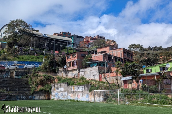 Estadio Municipal de Coroico - Coroico
