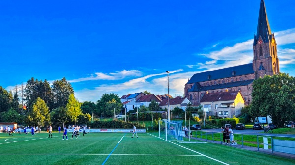 Sportplatz Uchtelfangen - Illingen/Saar-Uchtelfangen