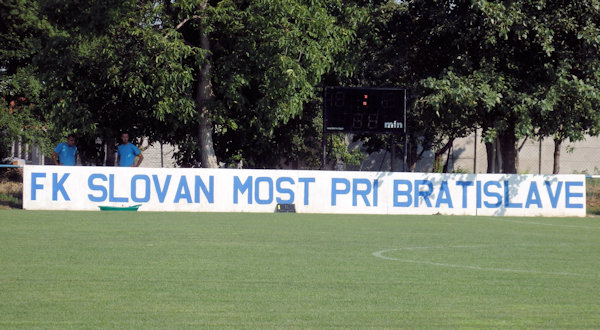 Futbalové ihrisko FK Slovan Most pri Bratislave - Most pri Bratislave