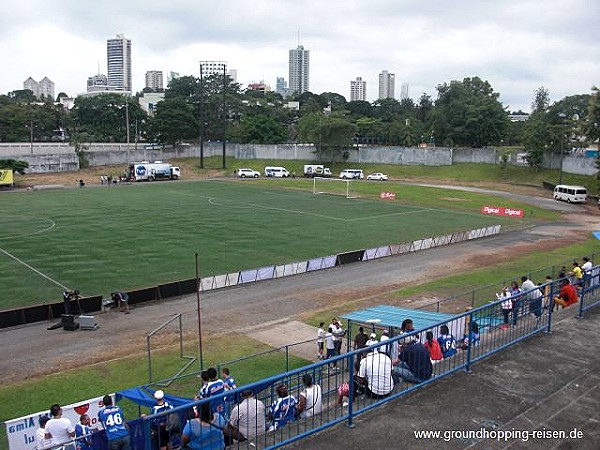 Estadio Javier Cruz - Ciudad de Panamá