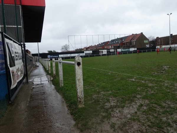 Stadion Eric Vandemoortele - Menen-Lauwe