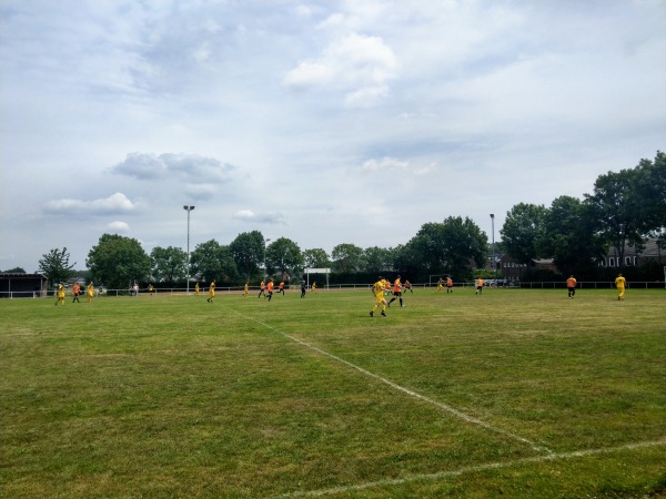 Sportplatz Im Wiesengrund - Geilenkirchen-Süggerath