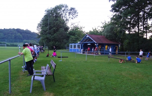 Sportplatz Pertlstein - Pertlstein