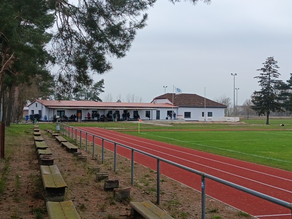 Sportanlage Hiddenhausener Straße - Loitz