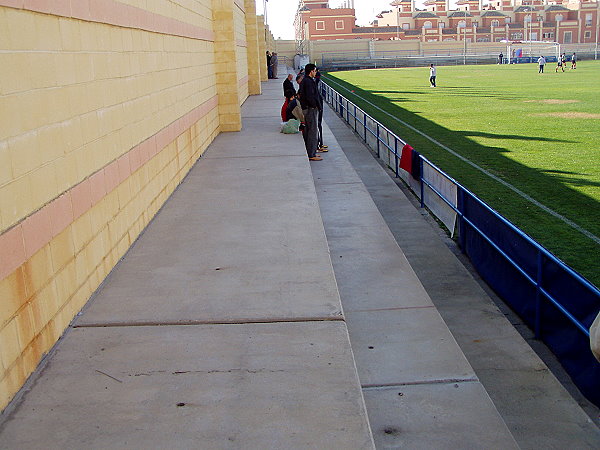 Estadio Miguel Román García - Dos Hermanas, AN