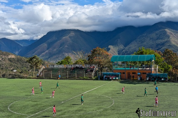 Estadio Municipal de Coroico - Coroico