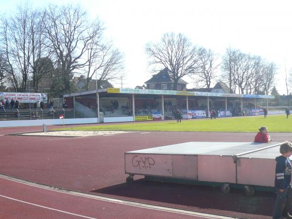 Jonny-Arfert-Sportplatz - Hamburg-Lurup