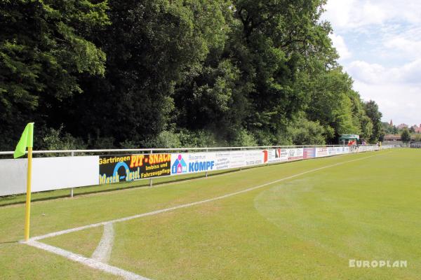 H&B Fußballzentrum - Deckenpfronn