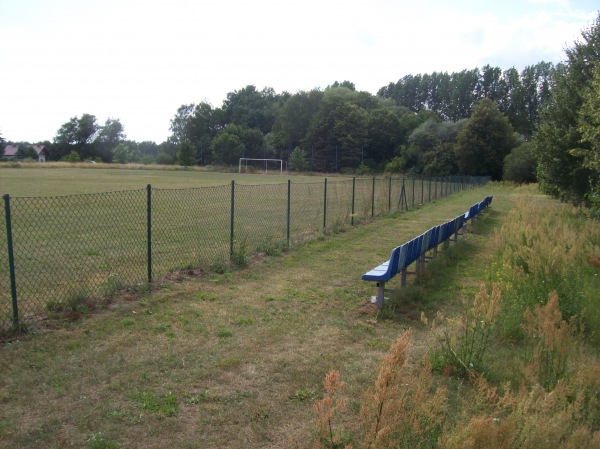 Boisko KS Okoń Sapowice - Sapowice