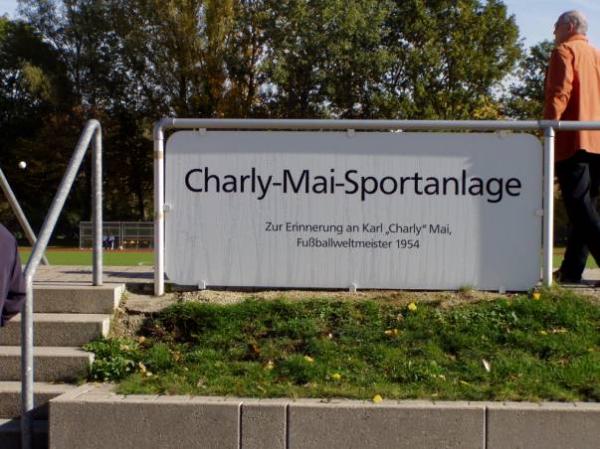 Ertl-Erhard-Sportfeld der Bezirkssportanlage Kapellenstraße - Fürth/Mittelfranken