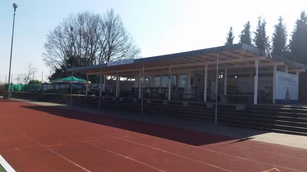 Sportplatz Braunsberg - Bergisch Gladbach-Herkenrath