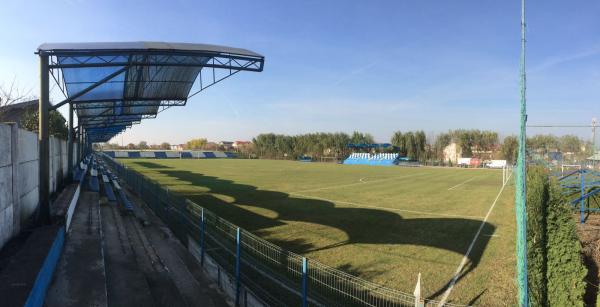 Stadionul Central Tunari - Tunari