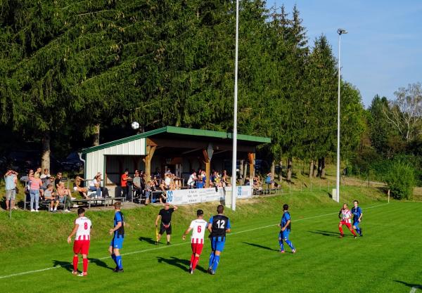 Sportplatz Klausen-Leopoldsdorf - Klausen-Leopoldsdorf