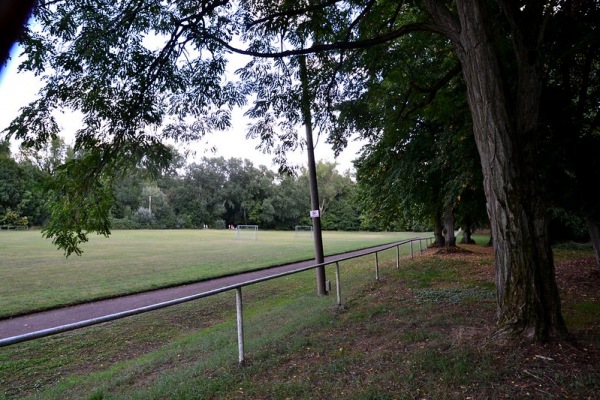Sportplatz Wolfsbau - Gommern-Leitzkau