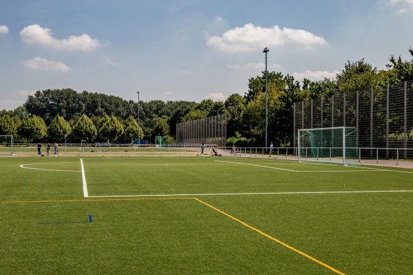 Sportanlage Salzburger Weg Platz 2 - Köln-Junkersdorf