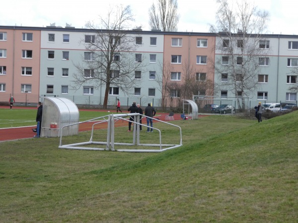 Fritz-Lesch-Sportplatz - Berlin-Adlershof