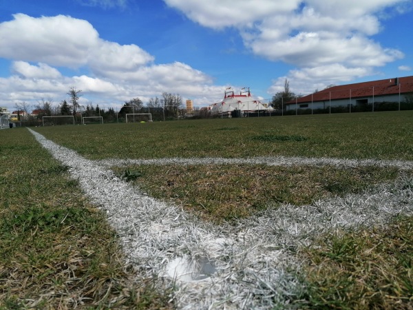 Stadion der Waggonbauer Nebenplatz - Halle/Saale-Ammendorf