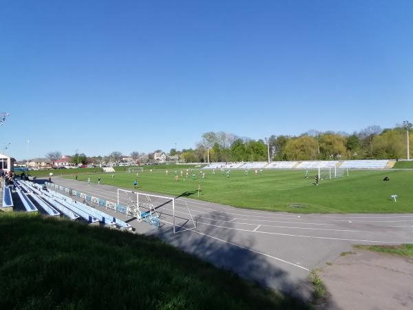 Tsentralnyi Stadion im. M. H. Brukvenko - Makariv