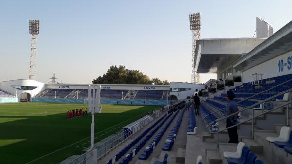 Lokomotiv stadioni - Toshkent (Tashkent)