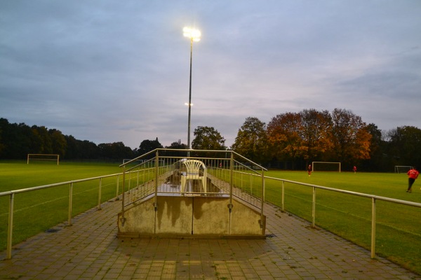 Bezirkssportanlage Melverode - Braunschweig-Melverode
