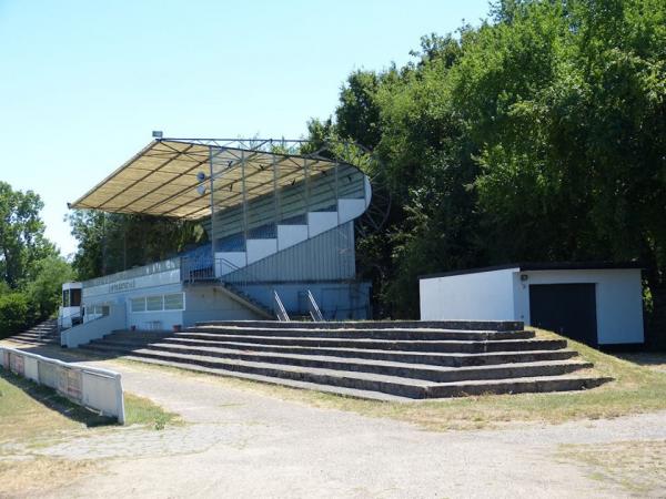 Robert-Kölsch-Stadion - Bürstadt